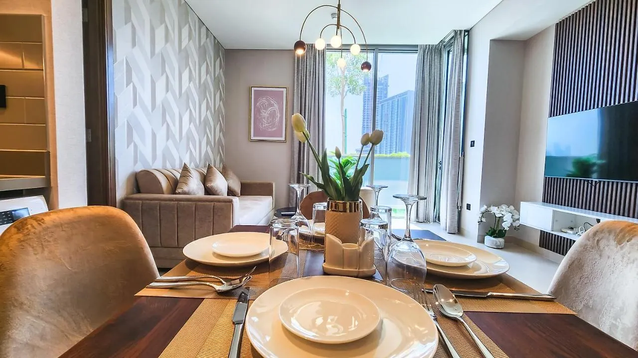 Stay By Latinem Luxury 2Br Holiday Home Cv B113 Near Burj Khalifa Dubái 0*,