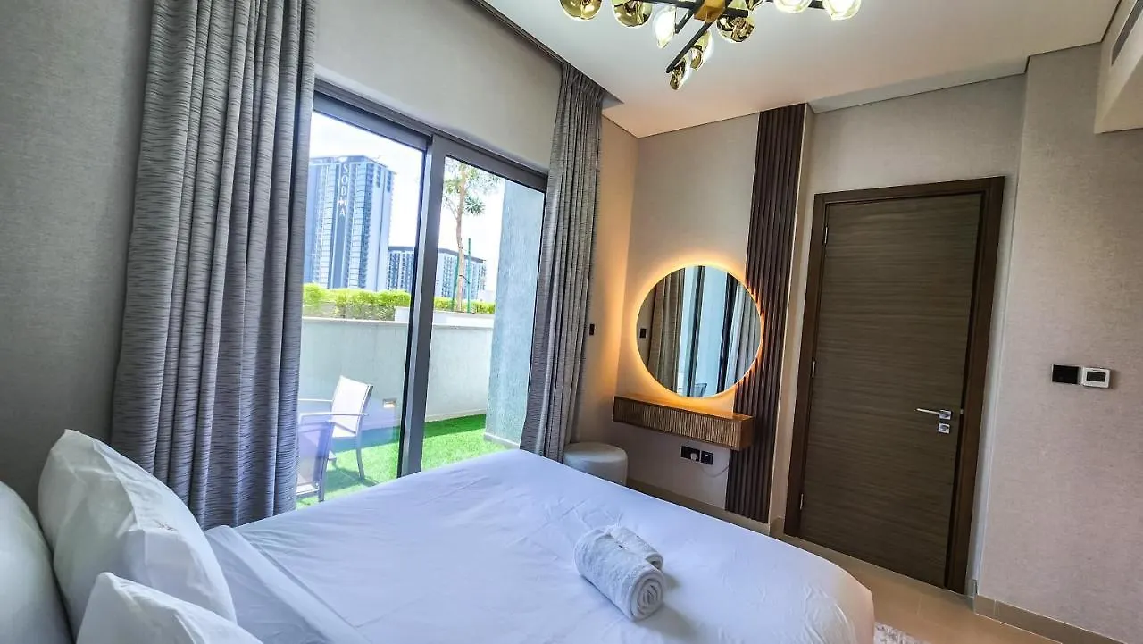 Stay By Latinem Luxury 2Br Holiday Home Cv B113 Near Burj Khalifa Dubái Apartamento